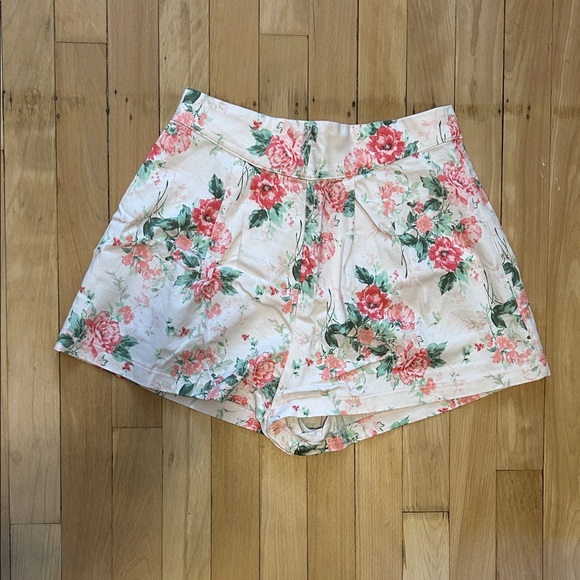 Miami Floral High Waist Women's Shorts - Cream and Pink - Picture 1 of 3